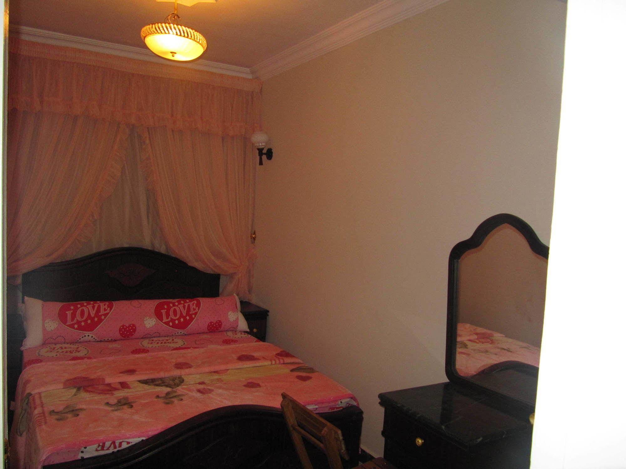 Hotel Plaza 2*